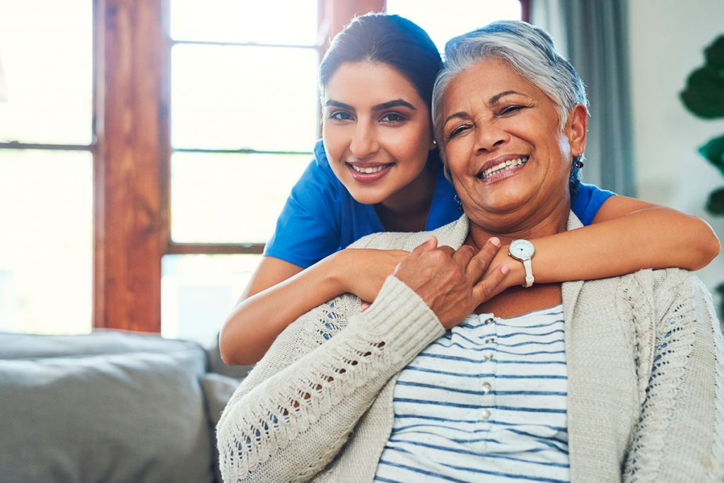O mundo acelerado de hoje torna difícil para alguns encontrar tempo e experiência para cuidar de seus entes queridos, conforme a idade chega. Então, é preciso um cuidador, mas que caminho devo seguir?